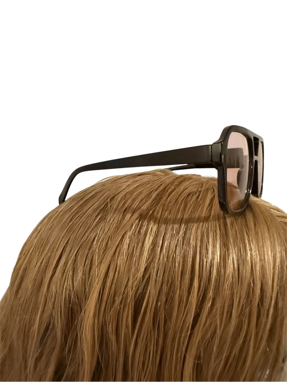 House of Harlow 1960 Oversized Black Frame with Brown Gradient Lenses Sunglasses - Picture 8 of 8